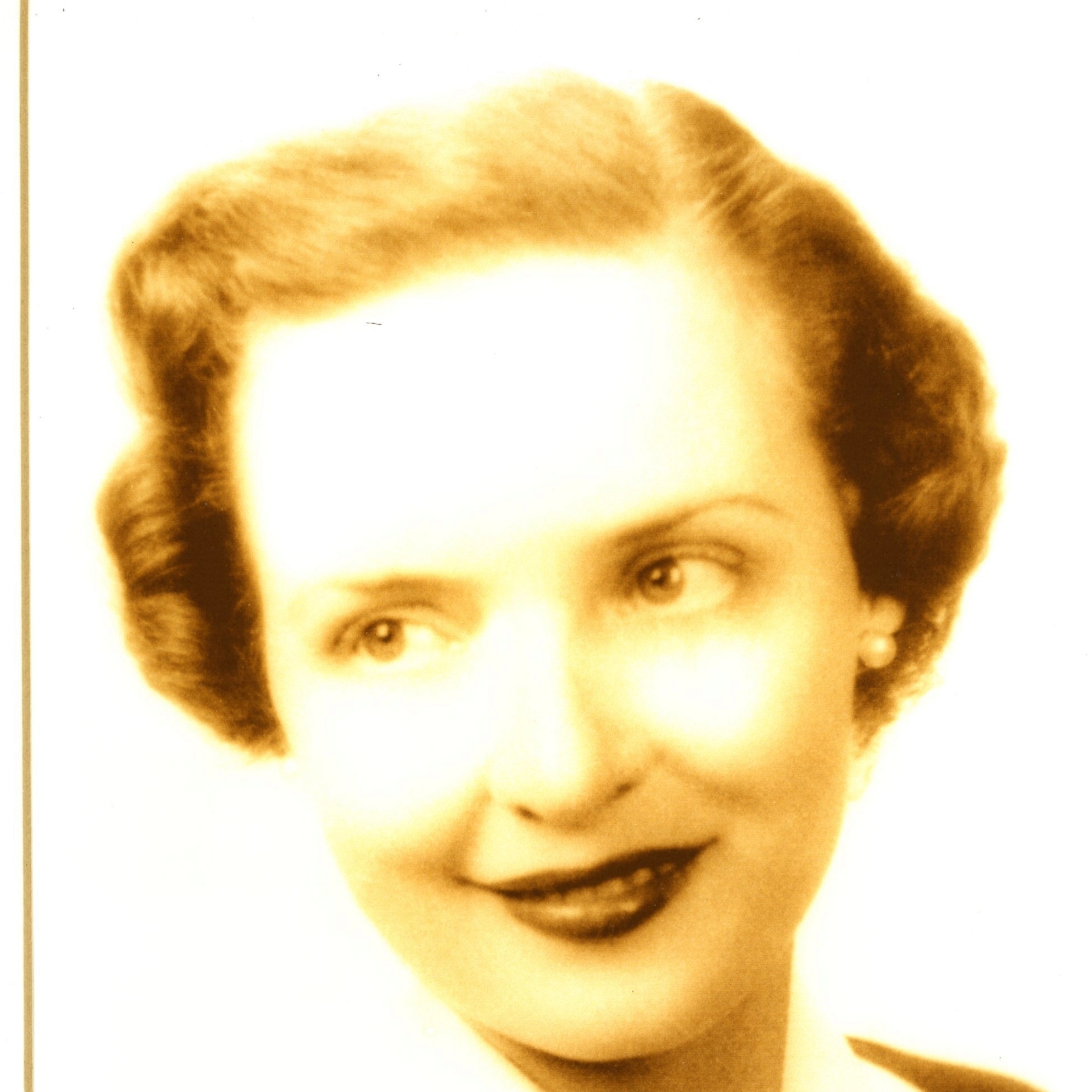 Ms. Ellen Monk Krattiger